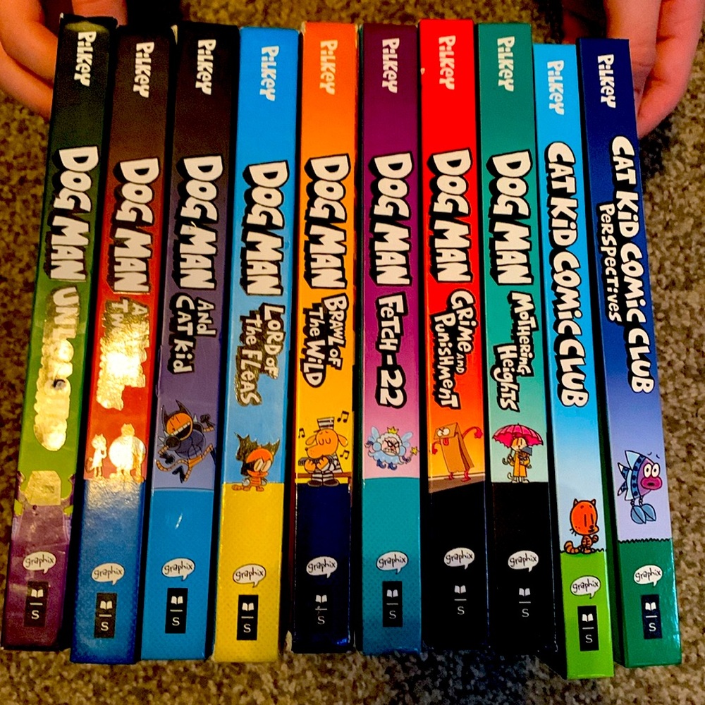 8 Dog Man Books 2 Cat Kid Books = 10 book bundle sale.    Dav Pilkey author